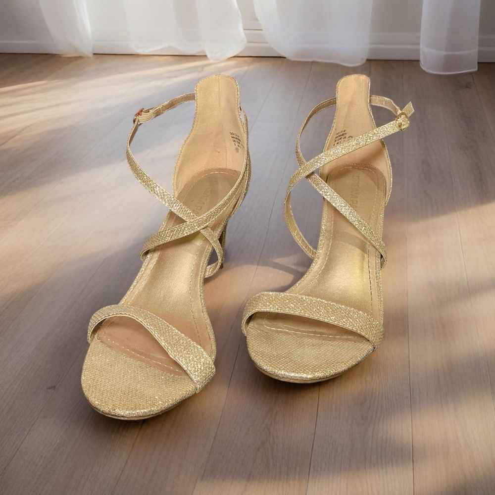 Dream Pairs Gold Glitter Heels